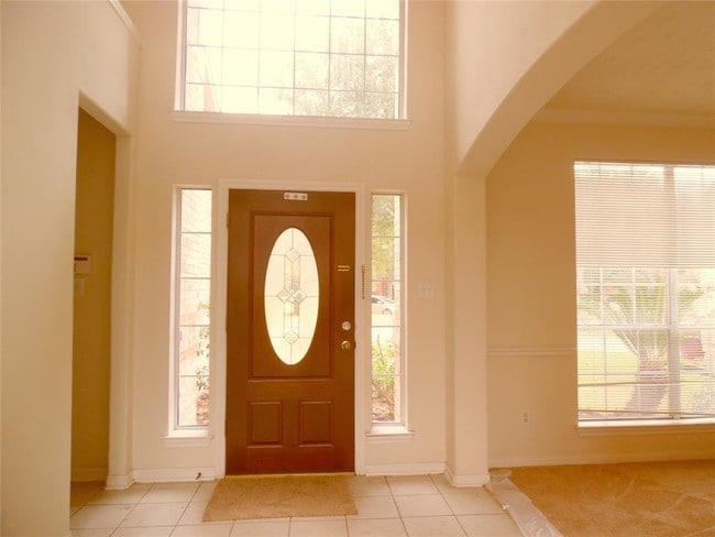 Building Photo - 7806 Pickford Knolls Ct