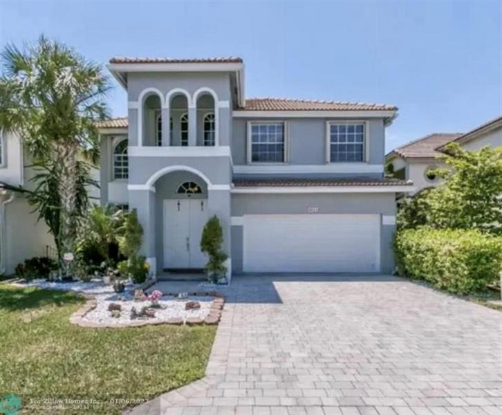Foto principal - 6911 Sea Daisy Dr