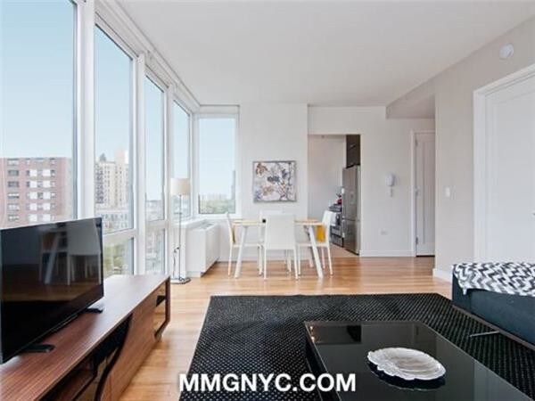 Building Photo - 805 Columbus Avenue
