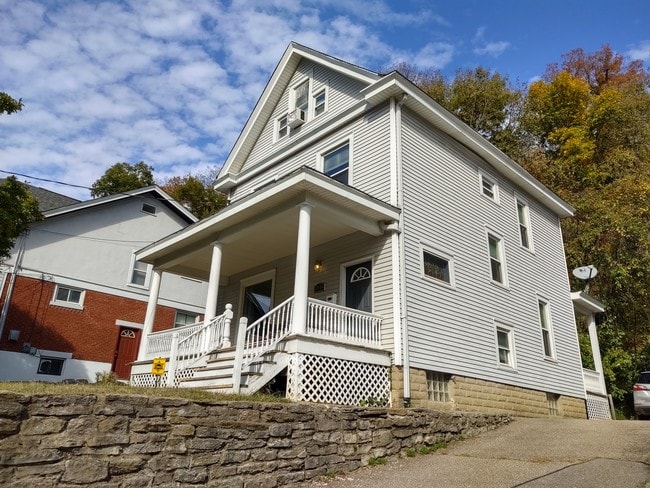 Building Photo - 3546 Linwood Ave