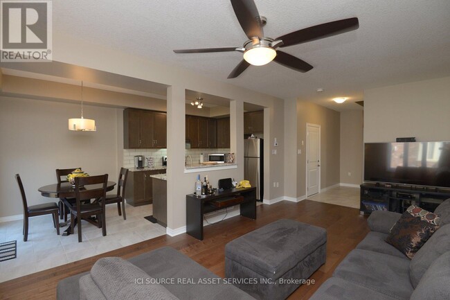 Building Photo - 63 Dunrobin Ln