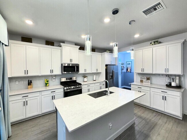 Foto del edificio - 1328 Wandering Willow Wy