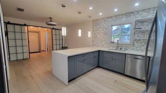 Foto del edificio - 512 NW 15th Terrace