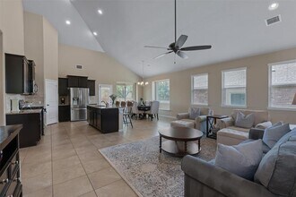 Building Photo - 2428 Lyla Ln