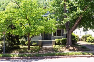 Building Photo - 1809 Bickett Blvd