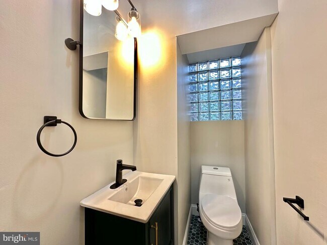 Foto del edificio - 2207 S Bonsall St