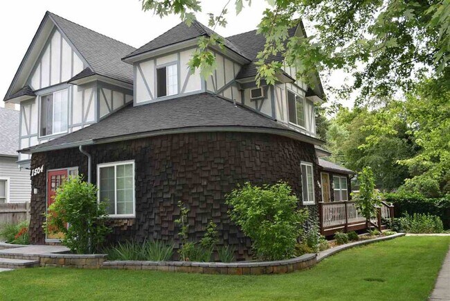 Foto del edificio - Adorable 1 bed 1 bath North End Apartment off 9th & Ada