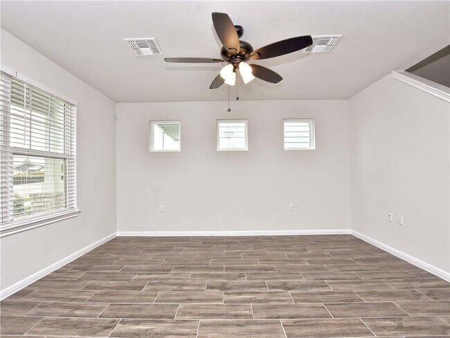 Foto del edificio - 9505 Grapevine Leaf Dr