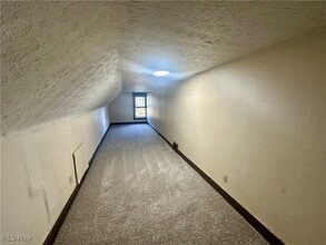 Building Photo - 162 Westwood Ave