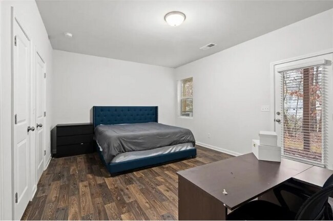 Foto del edificio - 3149 Meadowstone Ln SW
