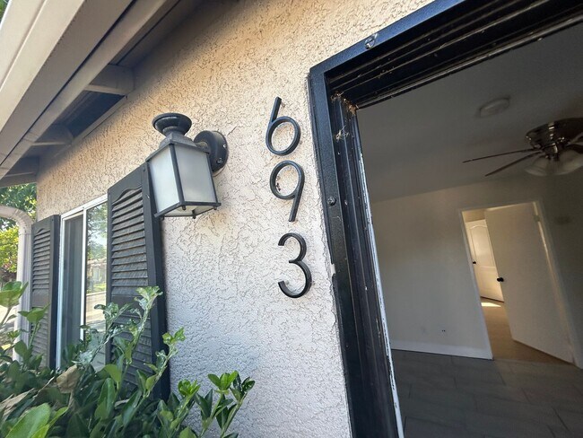 Foto del edificio - 683 - 695 Vermont Avenue, Turlock CA 95380
