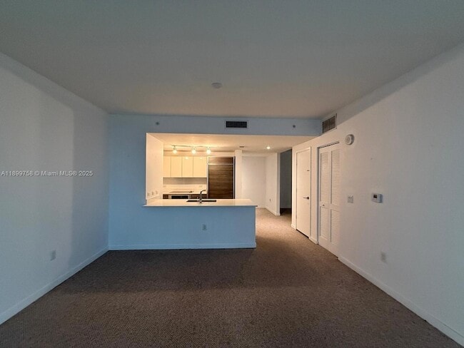 Building Photo - 1100 S Miami Ave