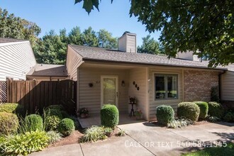 Building Photo - 307 Windward Dr SW