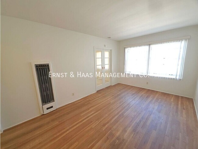Photo - 311 Bay Shore Ave-05 Apartment