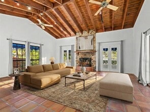 Building Photo - 1313 Ponce de Leon Dr