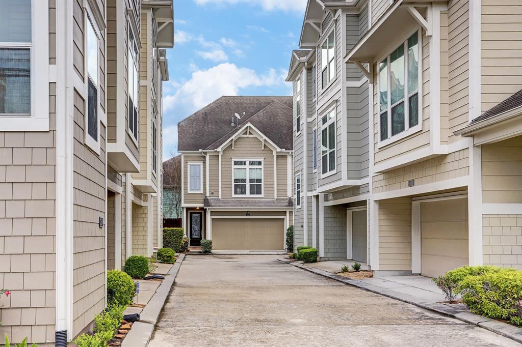 2628 Bevis St, Houston, TX 77008 Condo for Rent in Houston, TX