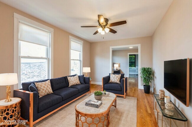 Foto del edificio - 1244 W 97th Pl