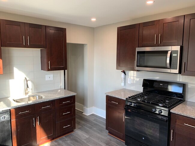 Building Photo - 227 Rostrevor Pl