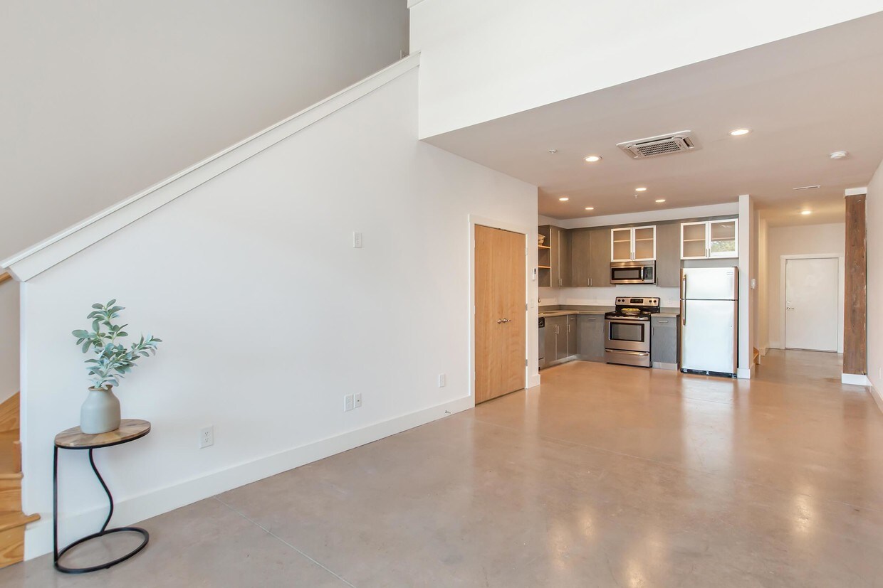 South Front Apartments in Wilmington, NC