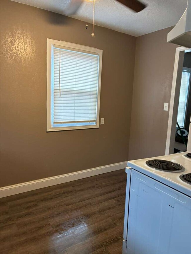 Foto del edificio - 5416 College Ave