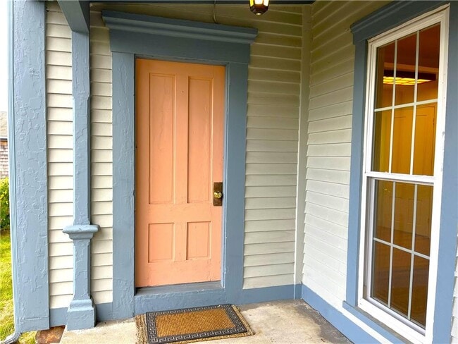 Building Photo - 44-44 Phillips St