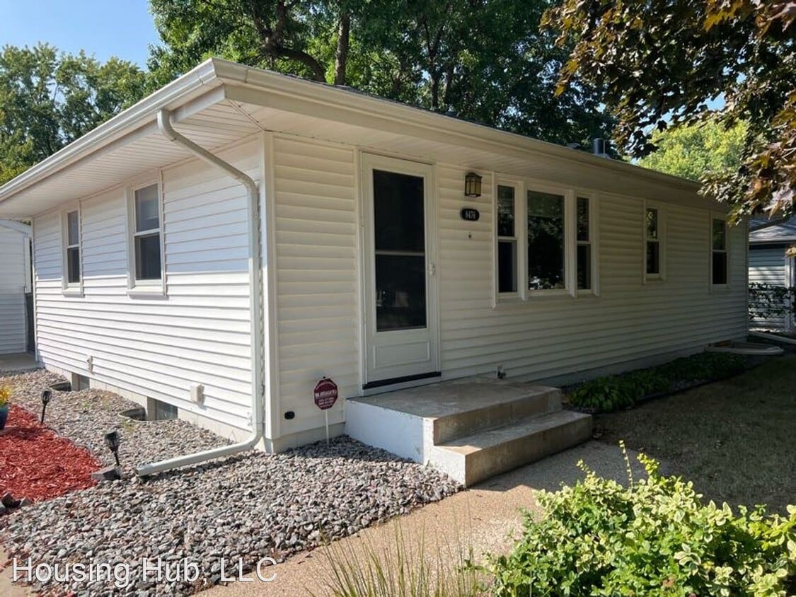 Primary Photo - 3 br, 2 bath House - 8476 Goodview Ave S