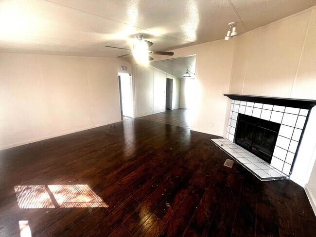 Foto del edificio - 69 D St