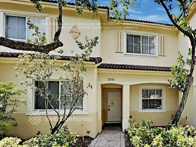 Building Photo - 2518 SW 83rd Terrace