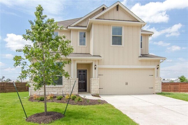 Building Photo - 14220 Alloro Dr