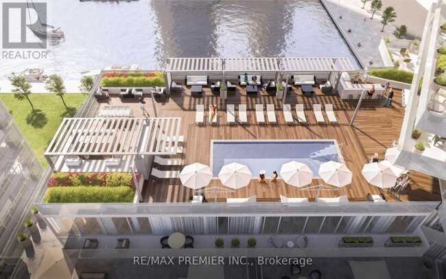 Building Photo - 15 Queens Quay E