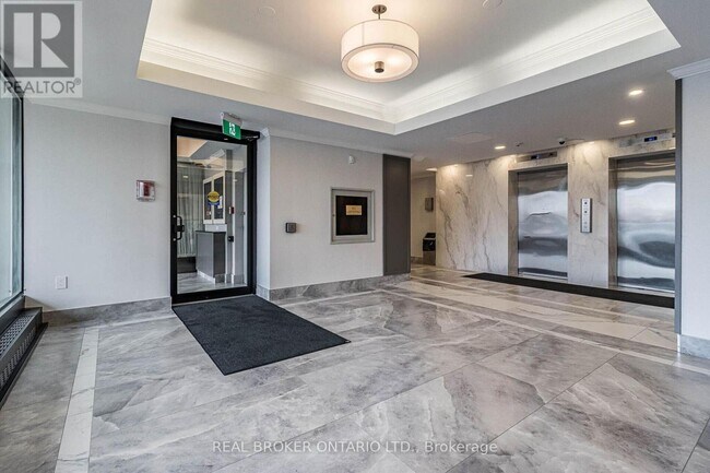 Photo du bâtiment - 2900 Battleford Rd