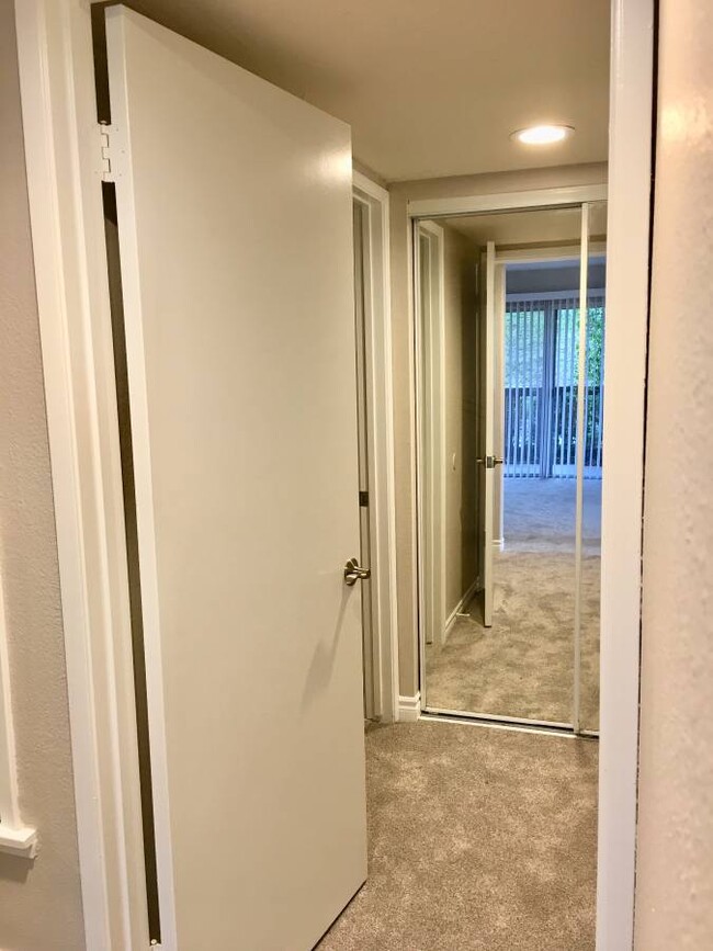 Main Hallway with Mirrored Closets - 854 S Rancho Santa Fe Rd