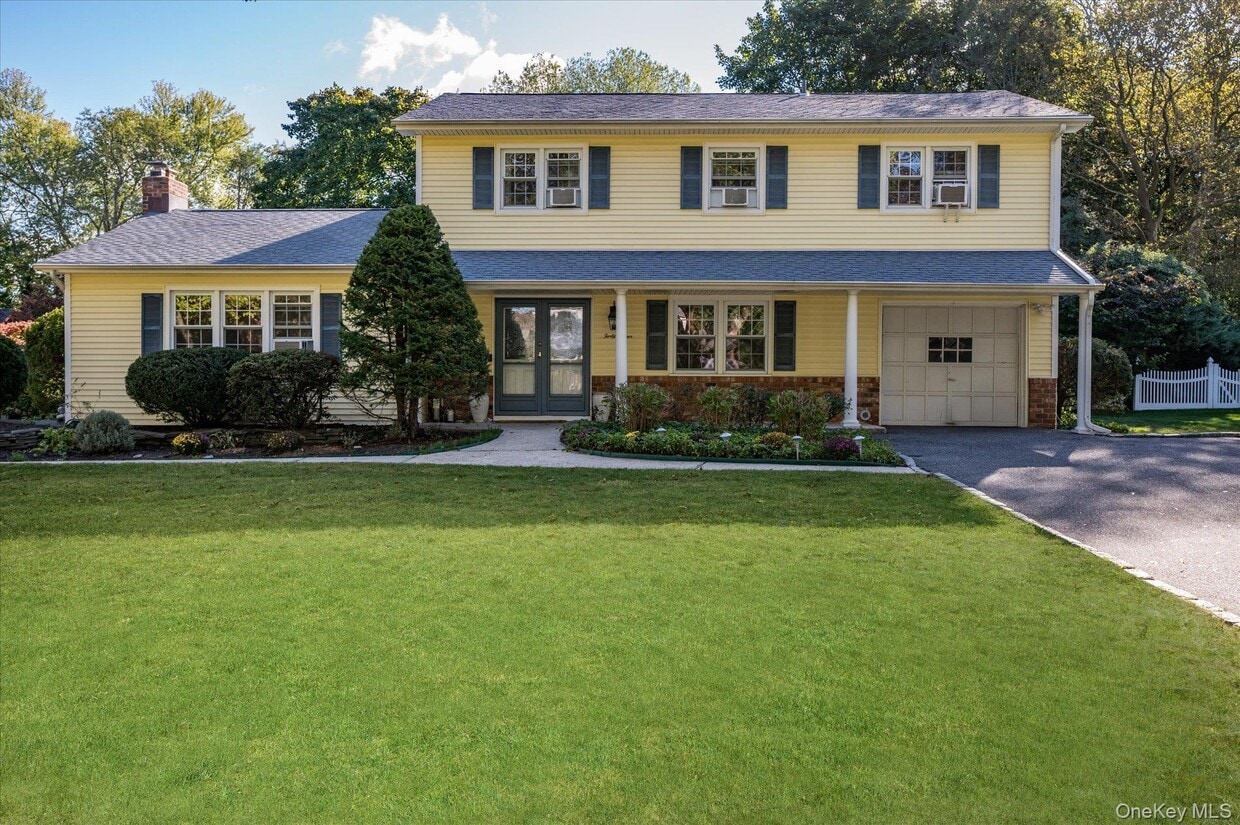 Primary Photo - 44 Frazer Dr