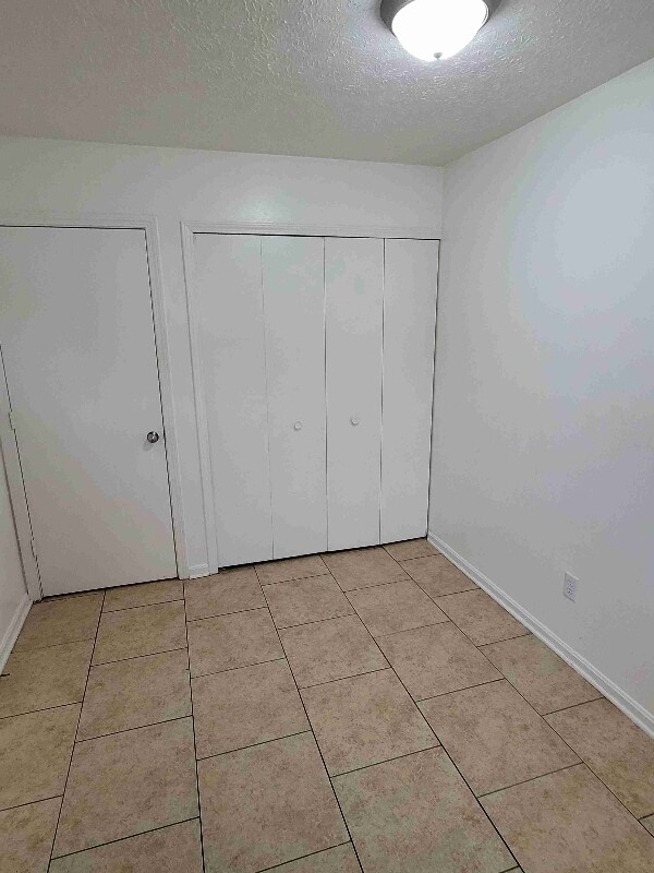 Foto del edificio - 739 W 8th St