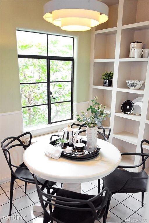 Foto del edificio - 2 br, 1 bath Condo - 4204 11th Avenue NE 08