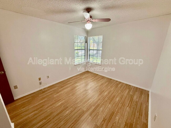 Building Photo - 2900 Risser Ave