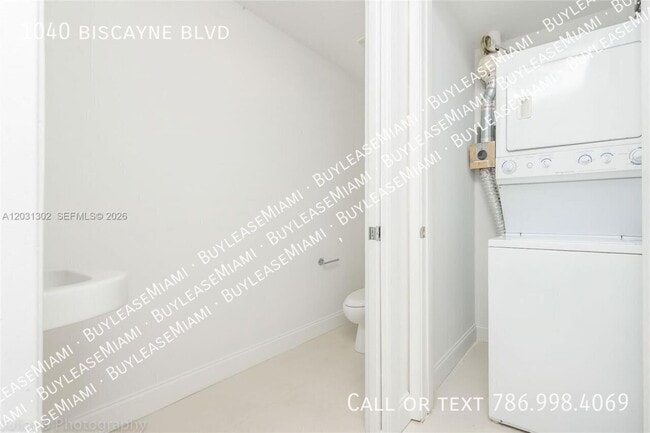 Building Photo - 1040 Biscayne Blvd