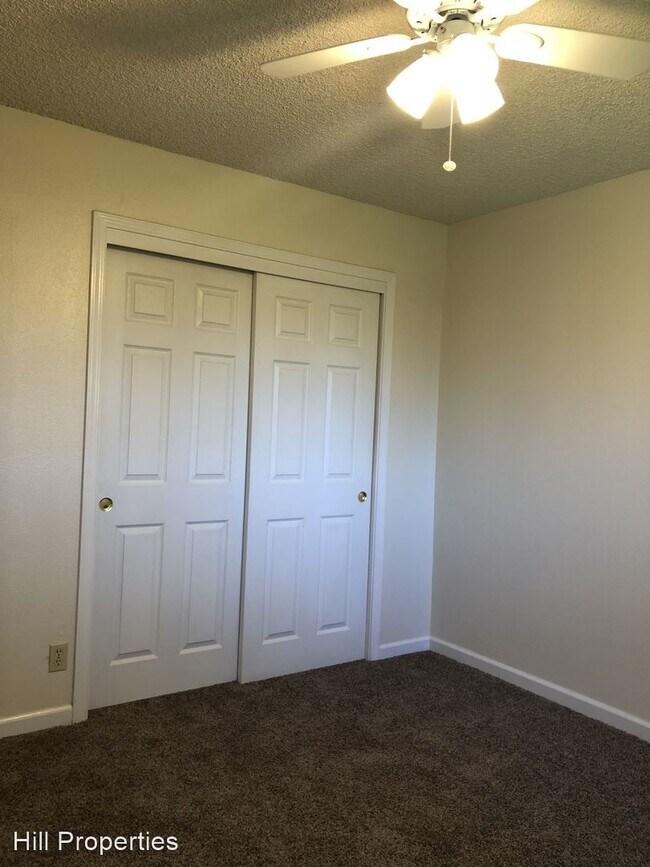 Foto del edificio - 2 br, 1 bath Apartment - 186/194 E Shasta