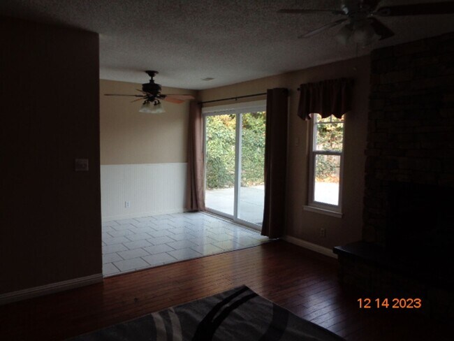 Building Photo - 706 SERENO DR., VACAVILLE, CA 95687