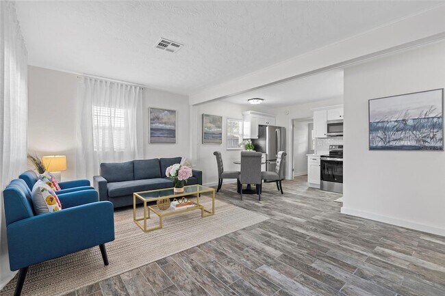 Foto del edificio - 326 50th Ave N