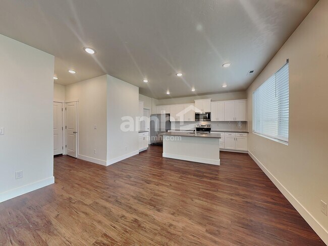 Foto del edificio - 9334 W Dove Creek St