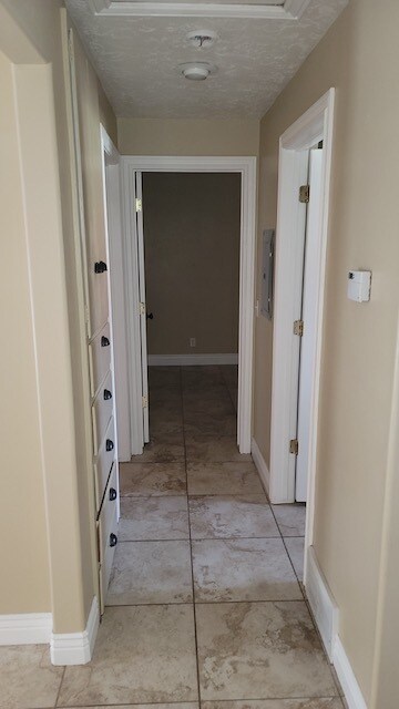 Building Photo - 407 E 400 S