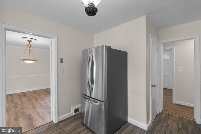 Foto del edificio - 5617 Knollwood Rd