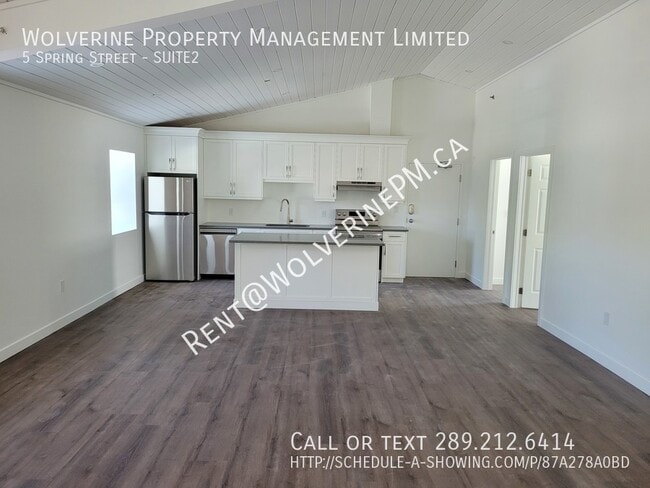Building Photo - Beautifully rebuilt in the heart of St Jac...