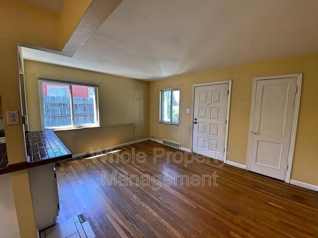 Building Photo - 3420 Birch Street