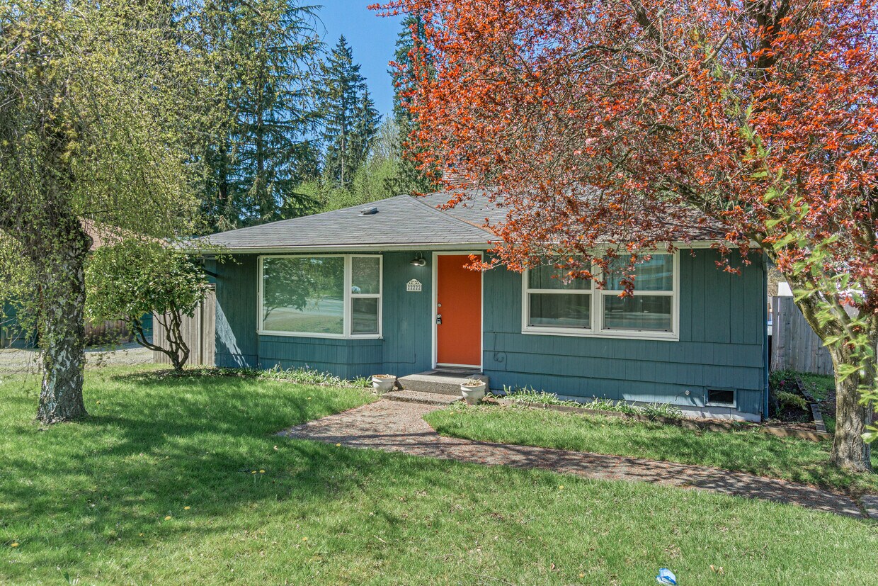 22222 66th Ave W, Mountlake Terrace, WA 98043 House Rental in