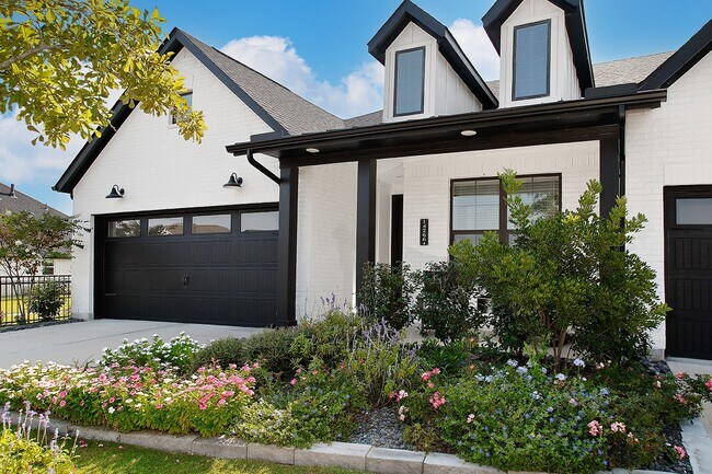 Foto del edificio - 14266 Juniper Breeze Ct