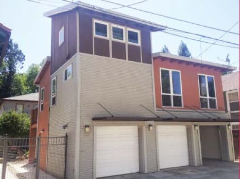 Building Photo - 615 T St