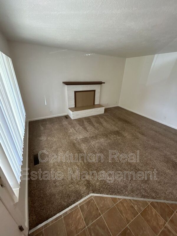 Building Photo - 1215 NW 11th St