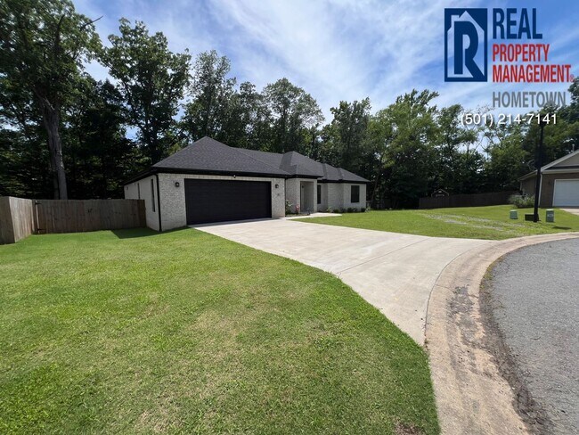Building Photo - 25 Emma Dr